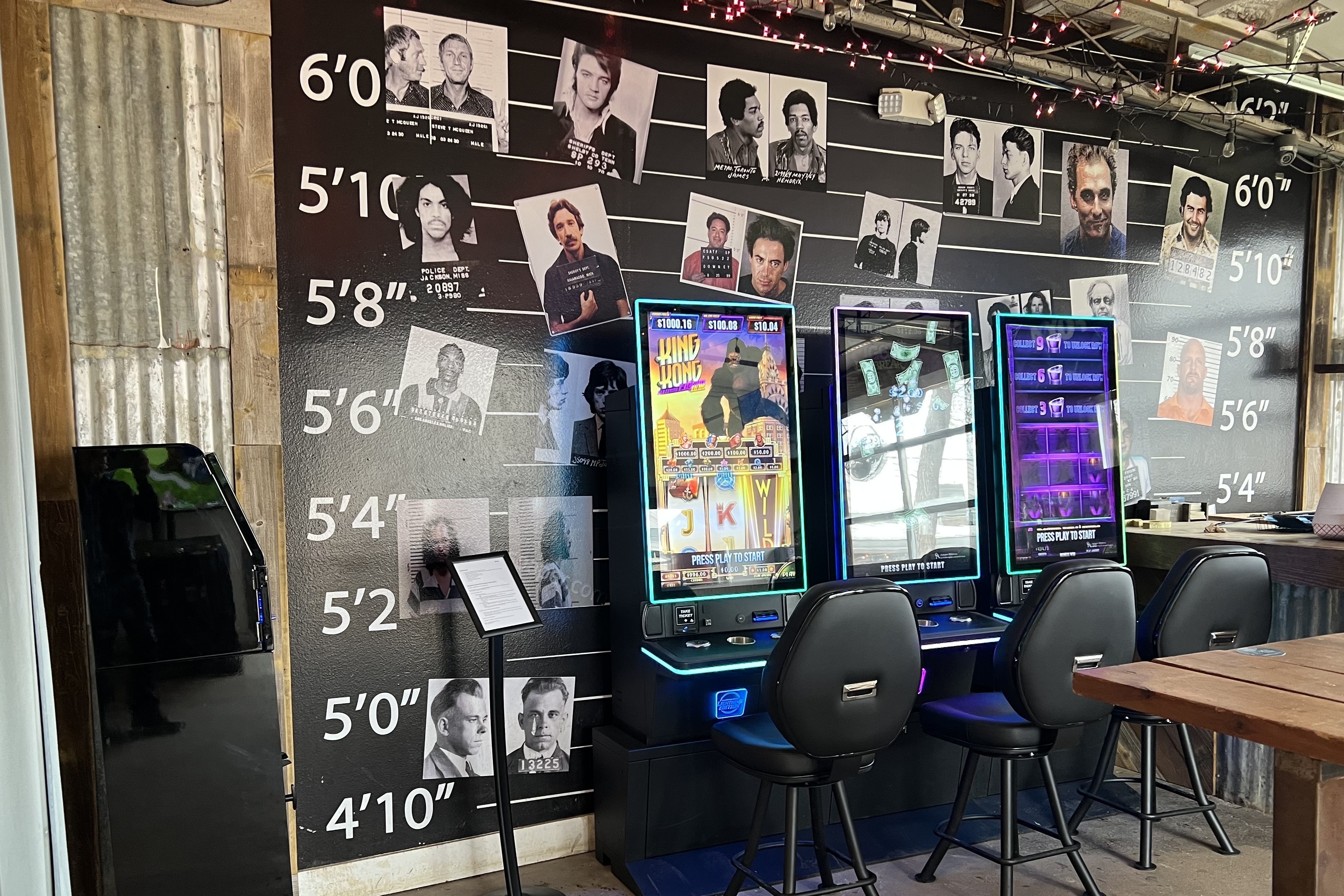 Texas skill game machines in a bar