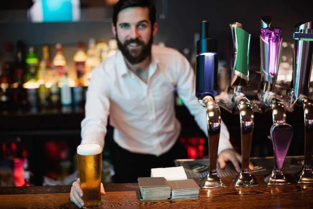 Staff Recognition Ideas: Party, Bonus, or Perks That Work?